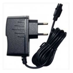 4G/LTE-ruter med Wi-Fi og 3 x LAN og 1 x WAN-porter. For 2 SIM-kort. 9–36 VDC