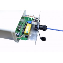 RJ45 IP67 waterproof feed-through connector for chassis and panel mounting, M20 mm