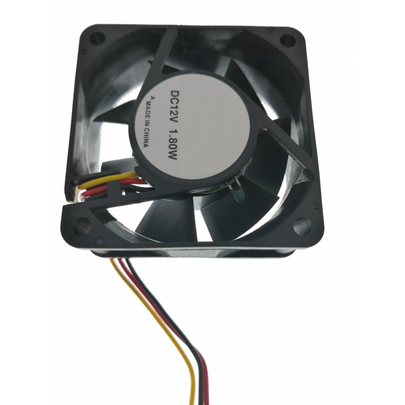 3pin 12VDC FAN Vifte 60x60 mm med temperaturføler termoregulering stille