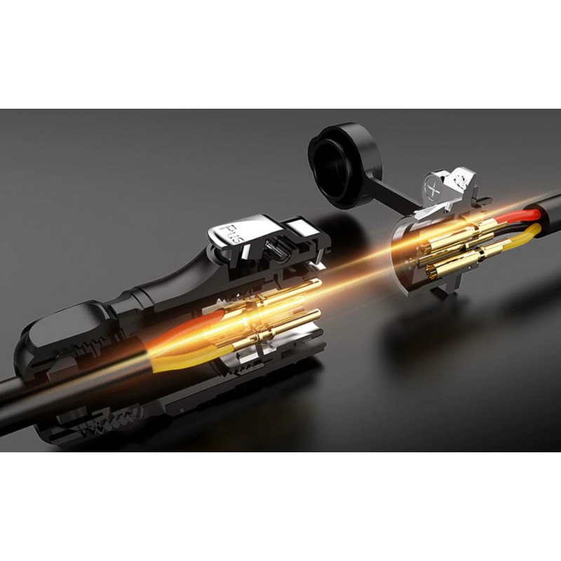 Vanntett strømkontakt for panelmontering.