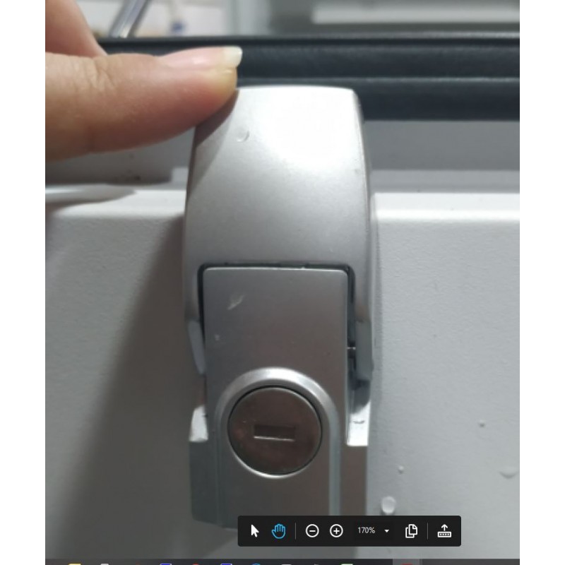 32" Outdoor Panel PC vanntett Høye nits 1500 for sollys med automatisk lyssensor