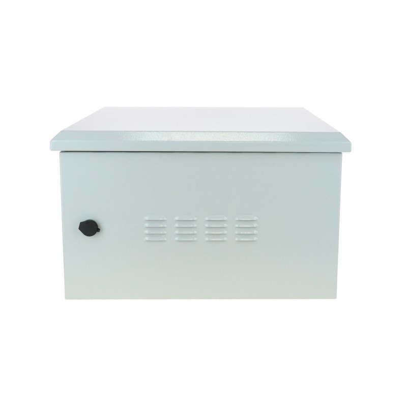 6U 19" utendørs stativ, 60 cm dyp, med vifter installert. IP55 forseglet